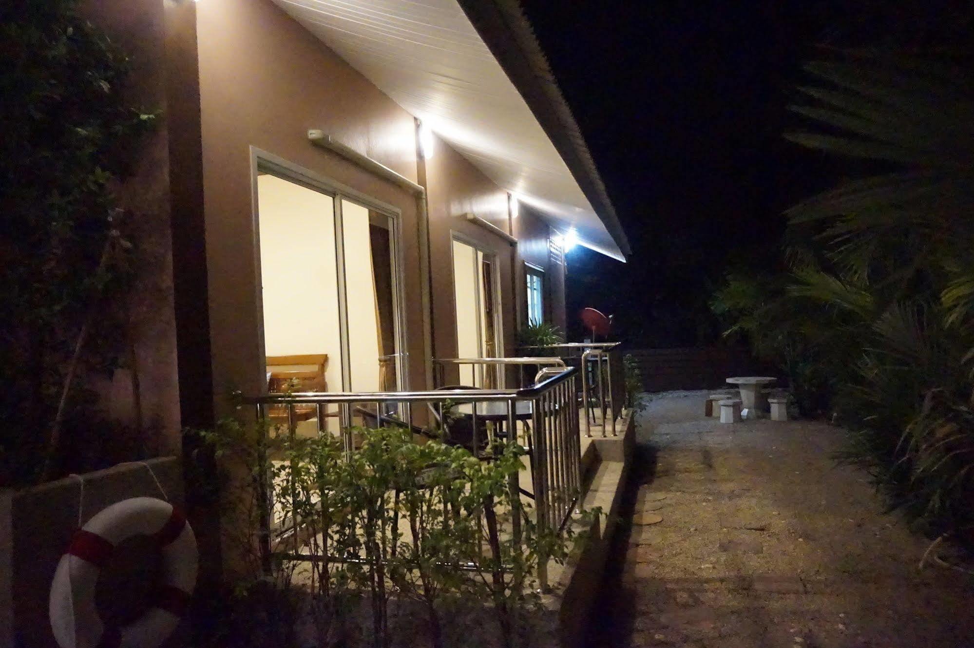Snowhouse Aonang Krabi Hotel Ao Nang Luaran gambar