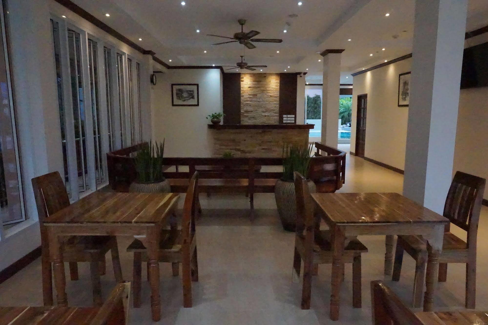 Snowhouse Aonang Krabi Hotel Ao Nang Luaran gambar