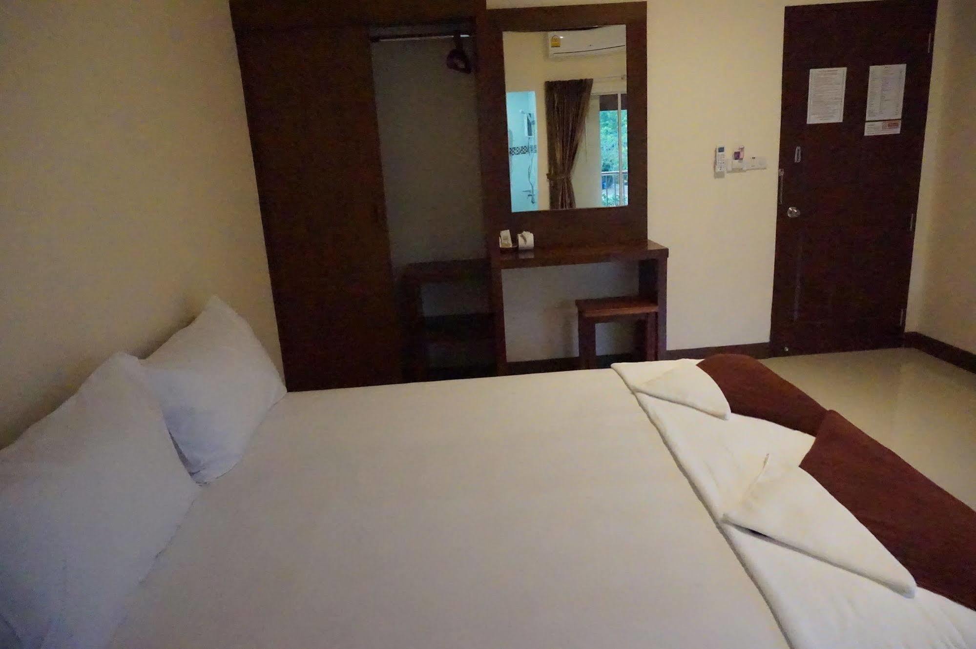 Snowhouse Aonang Krabi Hotel Ao Nang Luaran gambar