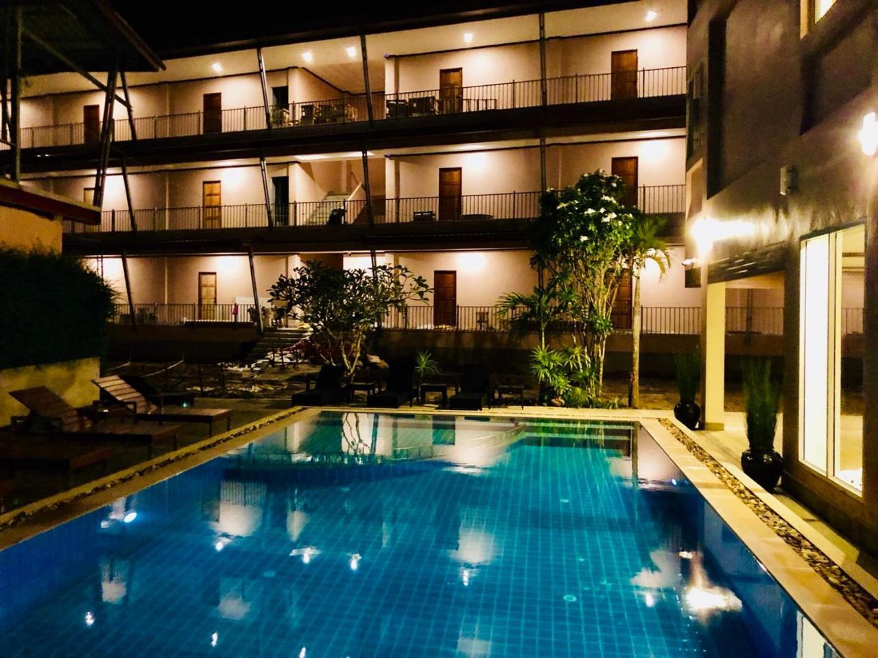 Snowhouse Aonang Krabi Hotel Ao Nang Luaran gambar